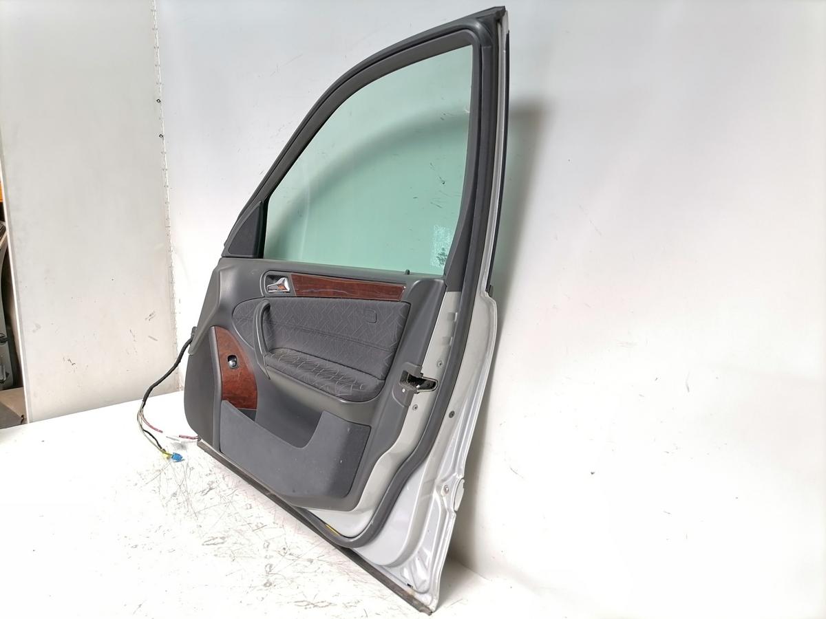 Mercedes C Klasse W203 original T&uuml;r vorn rechts 744 Brillantsilber Rohbau Bj.2001